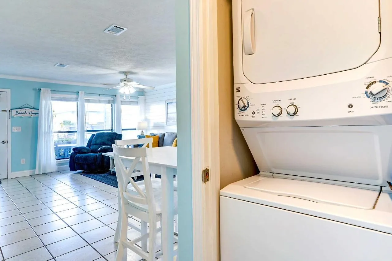 Walkable Panama City Beach Condo With Pool Access! 0*,