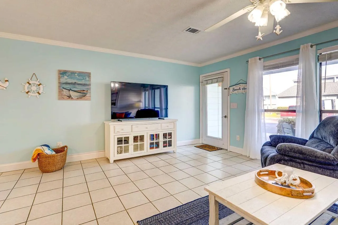 Walkable Panama City Beach Condo With Pool Access! Apartment