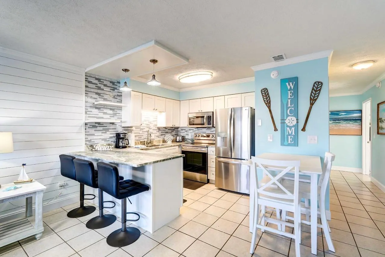 Lägenhet Walkable Panama City Beach Condo With Pool Access!
